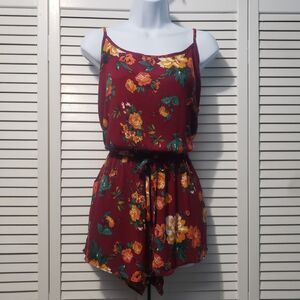 Forever 21 Ambiance Romper Women's Size Large Burgundy Red Floral Strappy Pocket